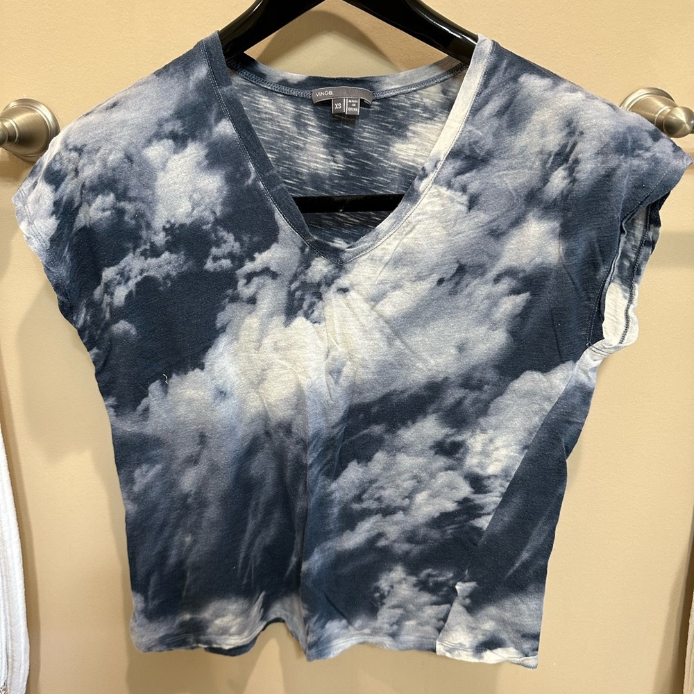 Vince. Blue and white tie dye t-shirt size XS